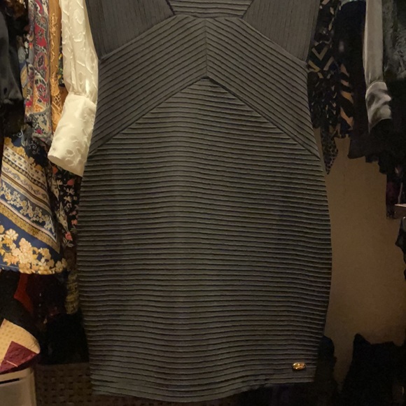 Sexy Little Black Guess Dress -Like New Condition - Picture 4 of 12
